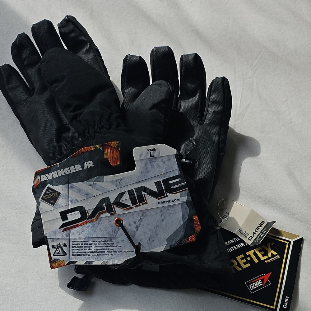 Dakine Avenger Jr Black Gore-Tex Gloves